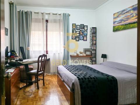 Apartamento T3 DUPLEX Venda em Mafamude e Vilar do Paraíso,Vila Nova de Gaia