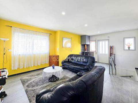 Moradia T4 Venda em Lourosa,Santa Maria da Feira
