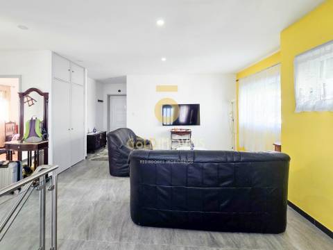 Moradia T4 Venda em Lourosa,Santa Maria da Feira