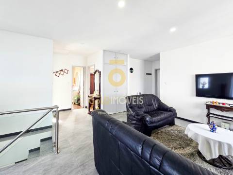 Moradia T4 Venda em Lourosa,Santa Maria da Feira