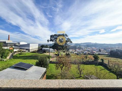 Moradia T4 Venda em Lourosa,Santa Maria da Feira