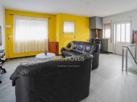 Moradia T4 Venda em Lourosa,Santa Maria da Feira