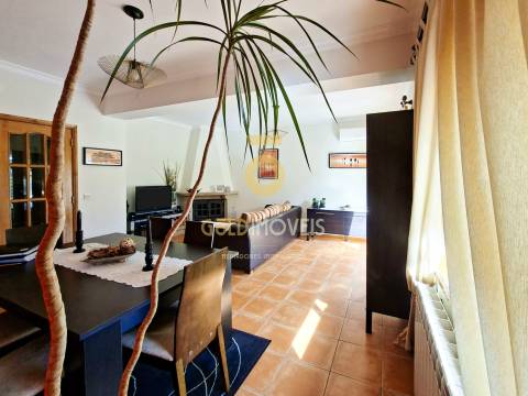 Apartamento T3 Venda em Nespereira,Cinfães