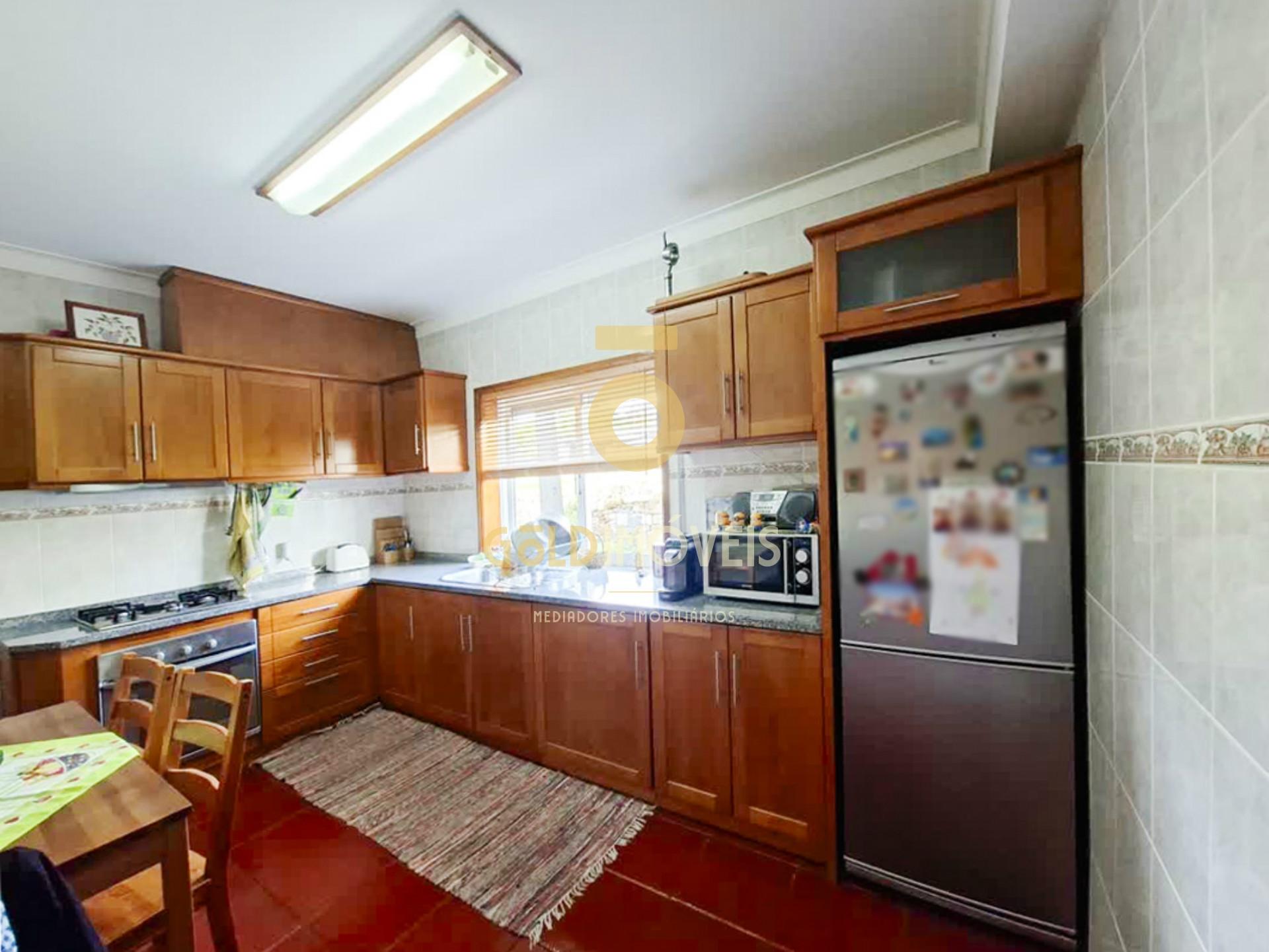 Apartamento T3 Venda em Nespereira,Cinfães