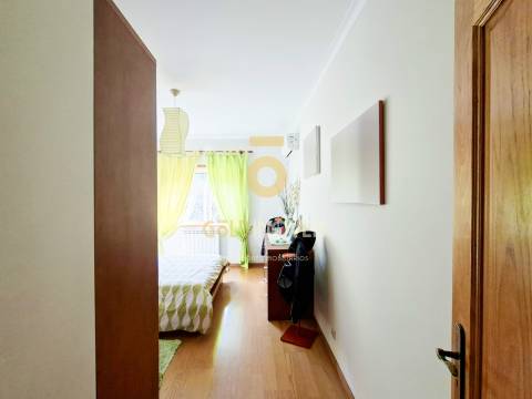 Apartamento T3 Venda em Nespereira,Cinfães