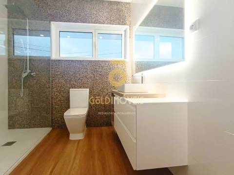 Moradia Geminada T3 Venda em Recezinhos (São Mamede),Penafiel