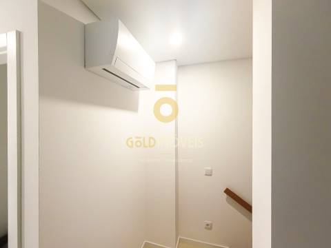 Moradia Geminada T3 Venda em Recezinhos (São Mamede),Penafiel