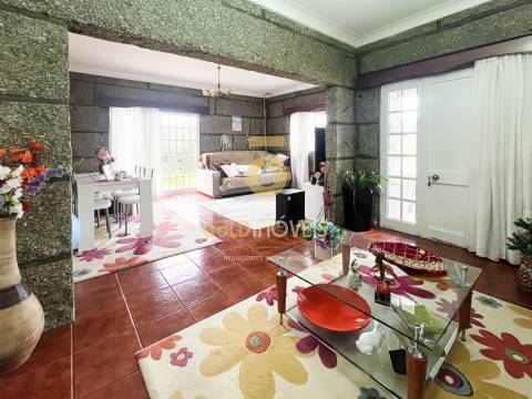 Moradia Isolada T3 Venda em Alpendorada, Várzea e Torrão,Marco de Canaveses