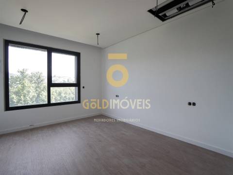 Apartamento T3 Venda em Silvares, Pias, Nogueira e Alvarenga,Lousada