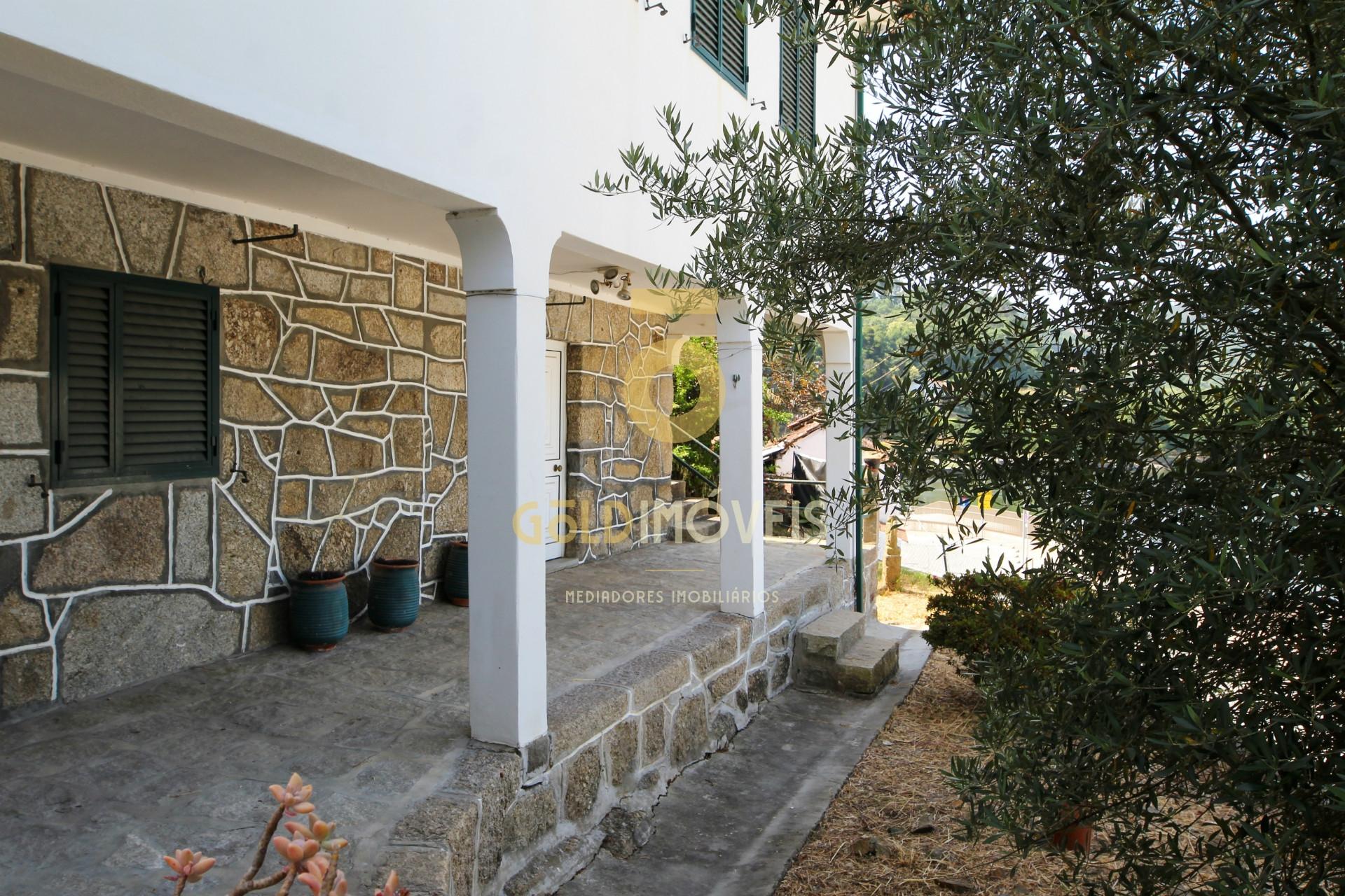 Moradia T4 Venda em Alpendorada, Várzea e Torrão,Marco de Canaveses