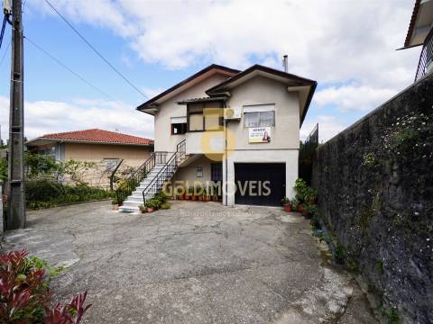 Moradia Isolada T3 Venda em Oliveira de Azeméis, Santiago de Riba-Ul, Ul, Macinhata da Seixa e Madail,Oliveira de Azeméis