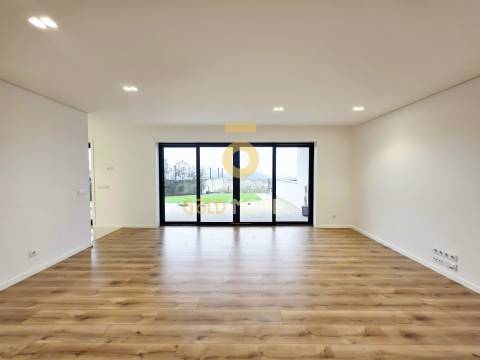 Apartamento T3 Venda em Penafiel,Penafiel