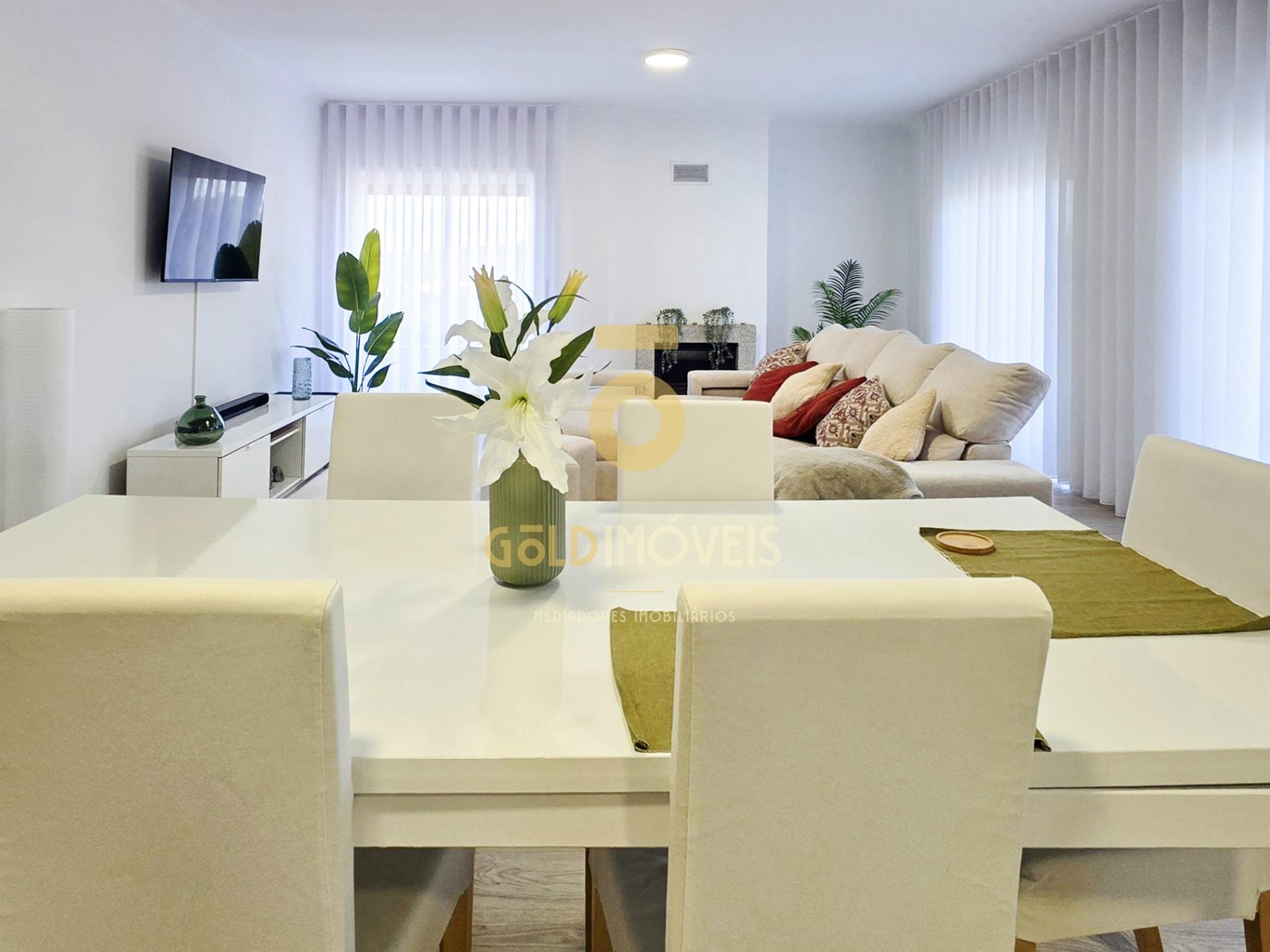 Apartamento T3 Venda em Pinheiro da Bemposta, Travanca e Palmaz,Oliveira de Azeméis