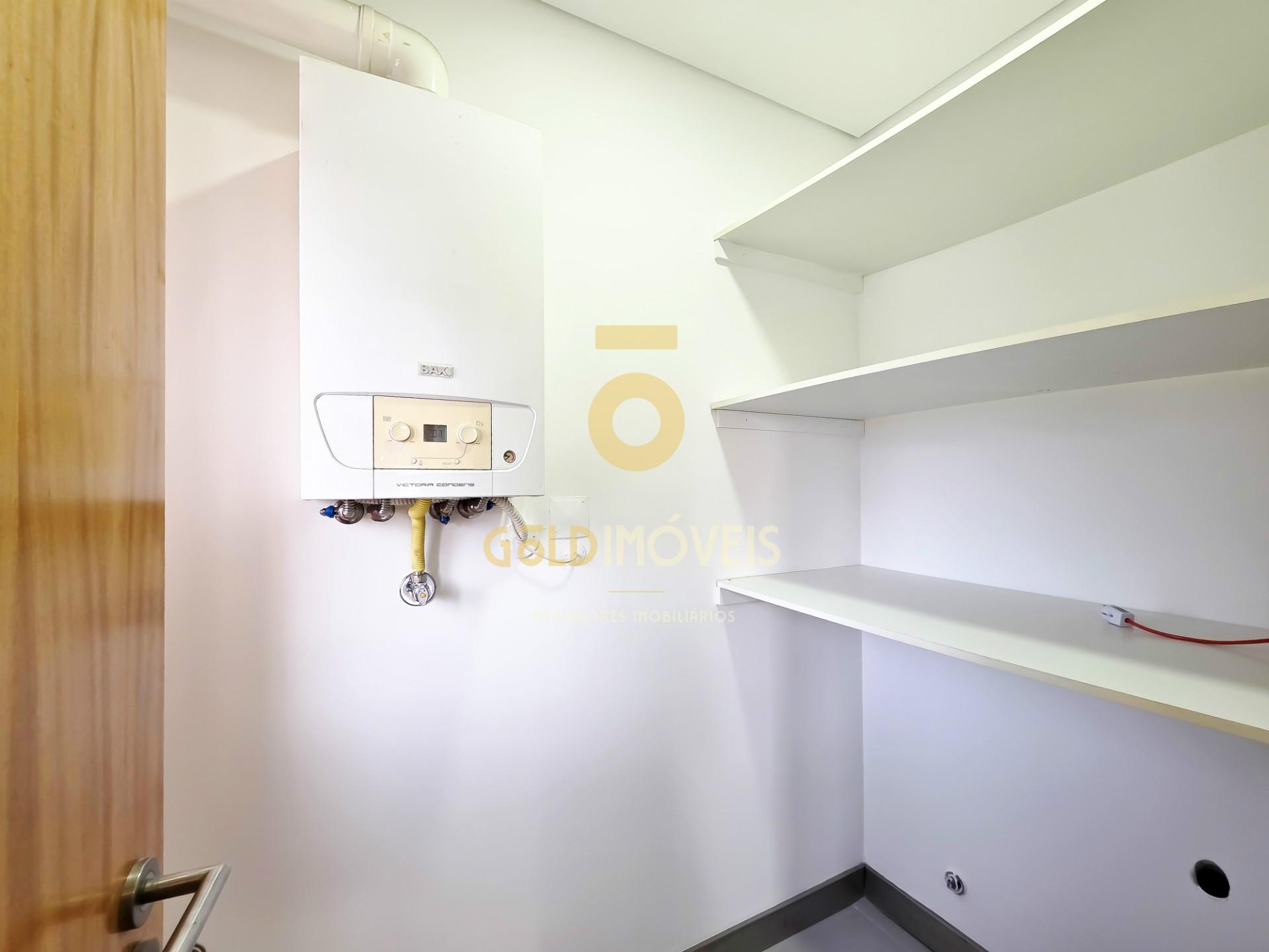 Apartamento T3 para Arrendamento – Centro de Penafiel