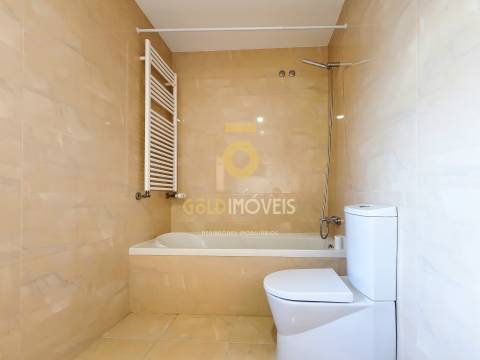 Apartamento T3 para Arrendamento – Centro de Penafiel