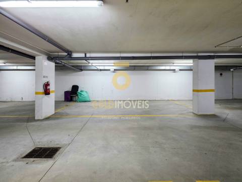 Apartamento T3 para Arrendamento – Centro de Penafiel