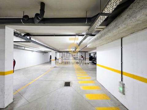 Apartamento T3 para Arrendamento – Centro de Penafiel