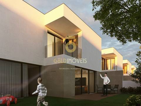 Moradia em Banda T3 Venda em Alpendorada, Várzea e Torrão,Marco de Canaveses