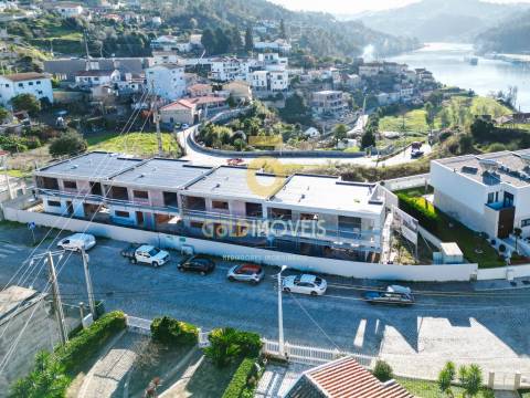 Moradia em Banda T3 Venda em Alpendorada, Várzea e Torrão,Marco de Canaveses