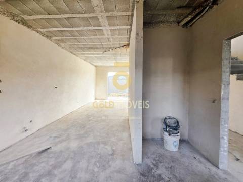 Moradia em Banda T3 Venda em Alpendorada, Várzea e Torrão,Marco de Canaveses