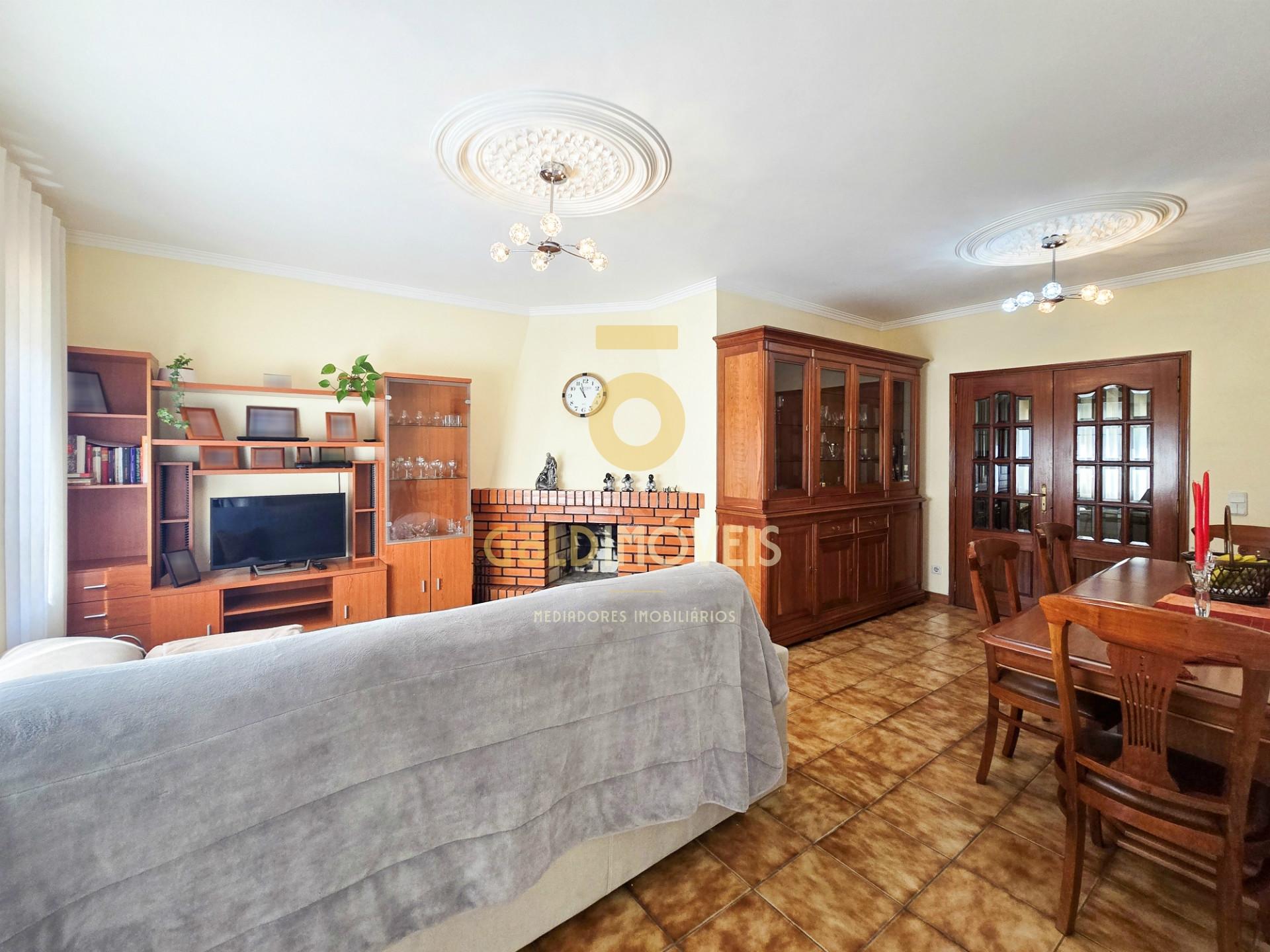 Apartamento T3 Venda em Santa Maria da Feira, Travanca, Sanfins e Espargo,Santa Maria da Feira