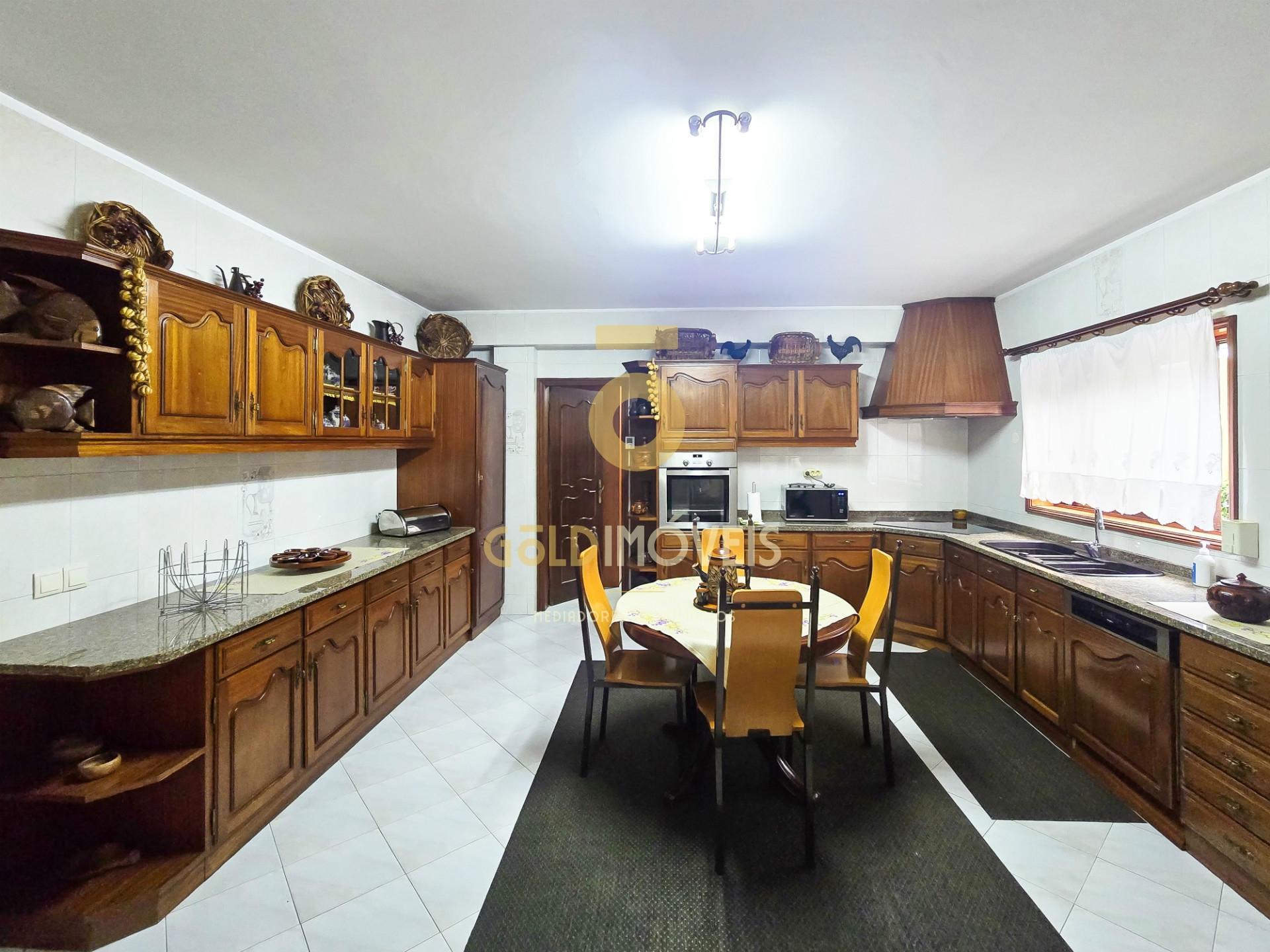 Moradia T4 Venda em Santa Maria de Lamas,Santa Maria da Feira