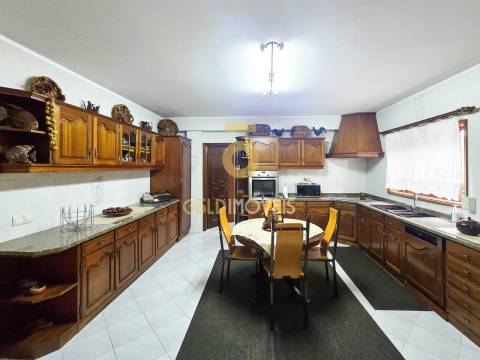 Moradia T4 Venda em Santa Maria de Lamas,Santa Maria da Feira