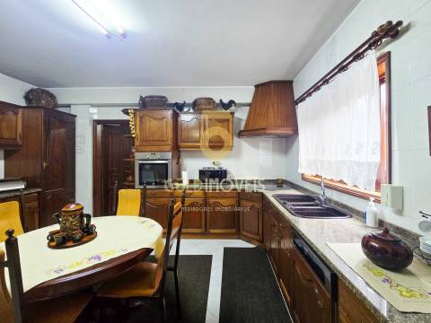 Moradia T4 Venda em Santa Maria de Lamas,Santa Maria da Feira