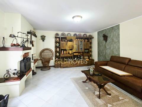 Moradia T4 Venda em Santa Maria de Lamas,Santa Maria da Feira