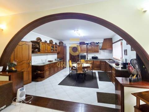 Moradia T4 Venda em Santa Maria de Lamas,Santa Maria da Feira