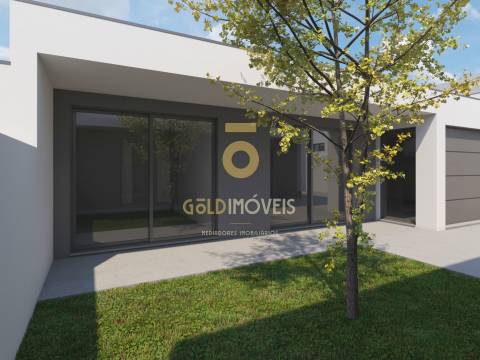 Moradia Geminada T3 Venda em Santa Maria da Feira, Travanca, Sanfins e Espargo,Santa Maria da Feira