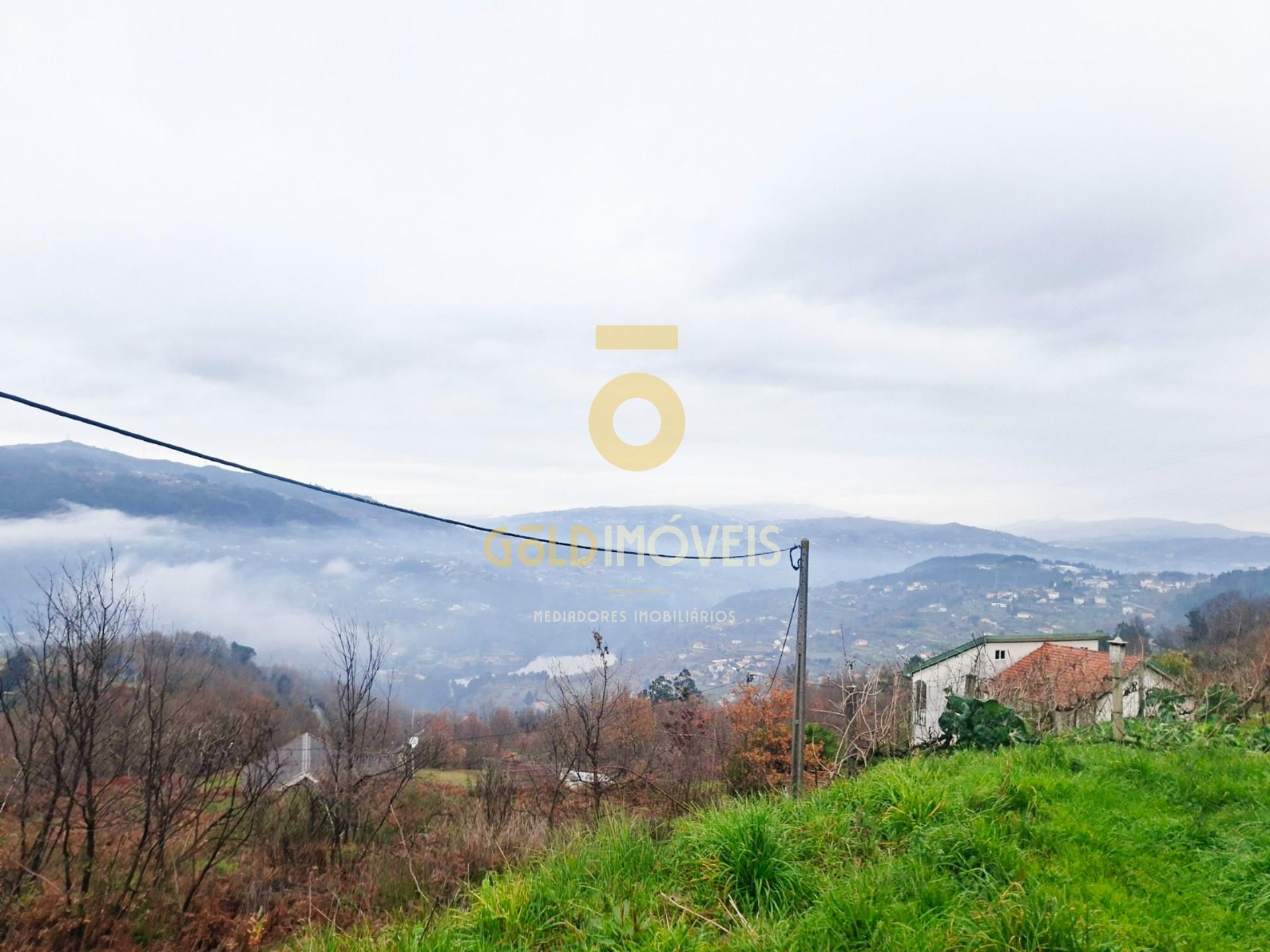 Moradia para Restaurar  Venda em São Cristóvão de Nogueira,Cinfães