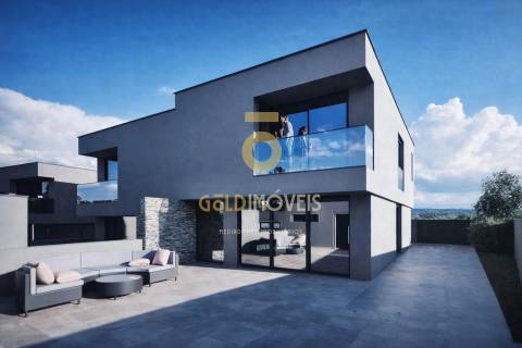 Moradia Geminada T3 Venda em Paços de Brandão,Santa Maria da Feira