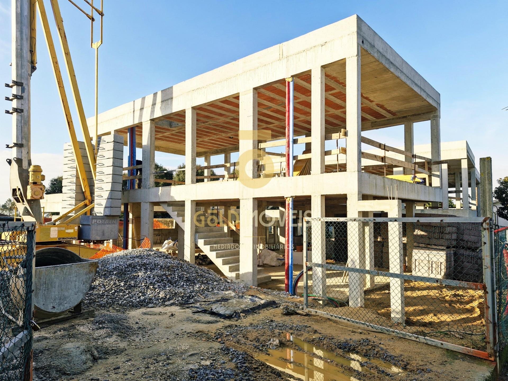 Moradia Geminada T3 Venda em Paços de Brandão,Santa Maria da Feira