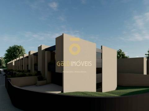 Moradia em Banda T3 Venda em Fânzeres e São Pedro da Cova,Gondomar