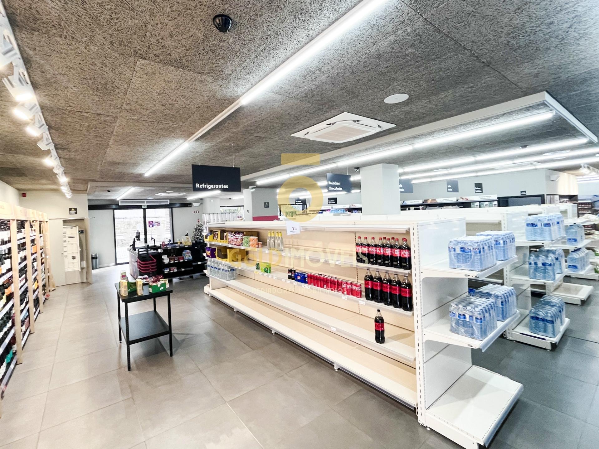 Loja  Venda em Rio de Moinhos,Penafiel