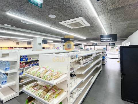 Loja  Venda em Rio de Moinhos,Penafiel