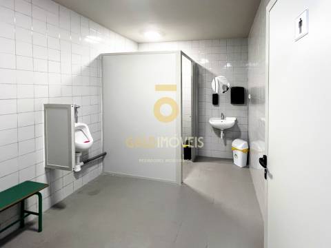 Loja  Venda em Rio de Moinhos,Penafiel