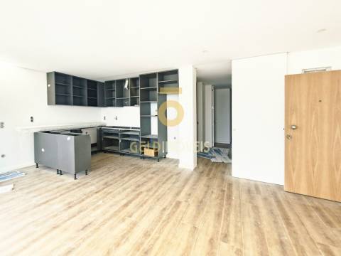 Apartamento T2 Venda em Mansores,Arouca