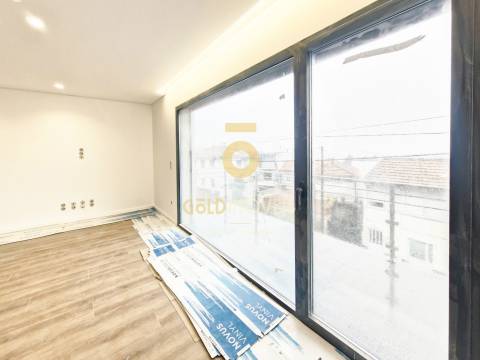 Apartamento T2 Venda em Mansores,Arouca