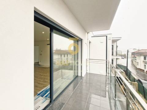 Apartamento T2 Venda em Mansores,Arouca