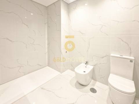 Apartamento T2 Venda em Mansores,Arouca