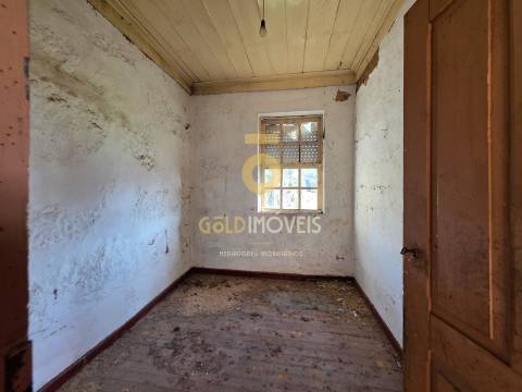 Moradia Isolada T2 Venda em Fornelos,Cinfães