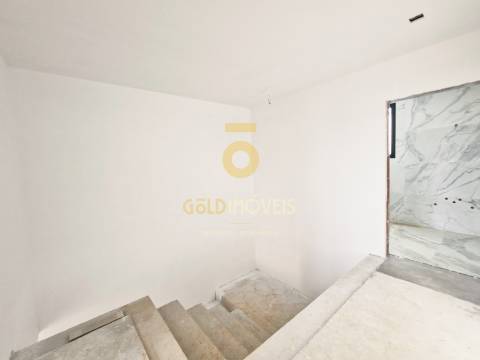 Moradia em Banda T3 Venda em Loureiro,Oliveira de Azeméis