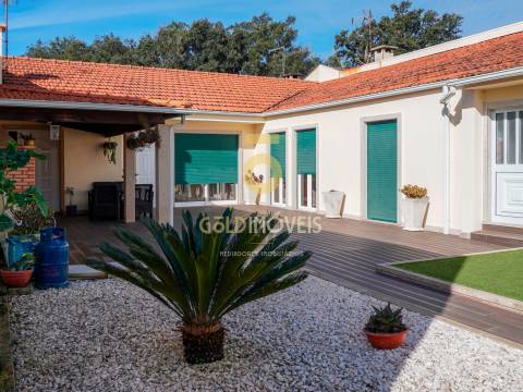 Moradia em Banda T3 Venda em Sobrado e Bairros,Castelo de Paiva