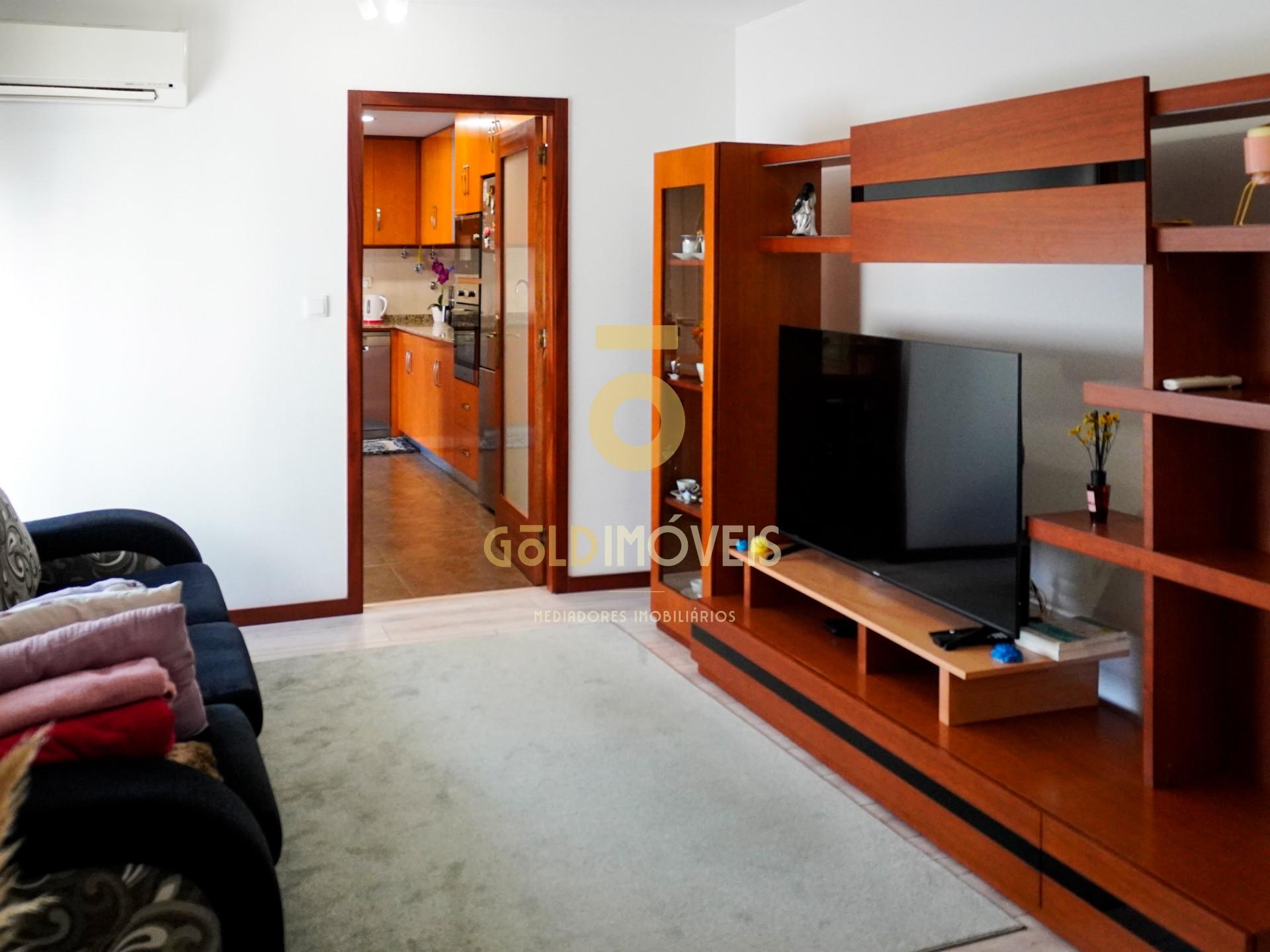 Moradia em Banda T3 Venda em Sobrado e Bairros,Castelo de Paiva