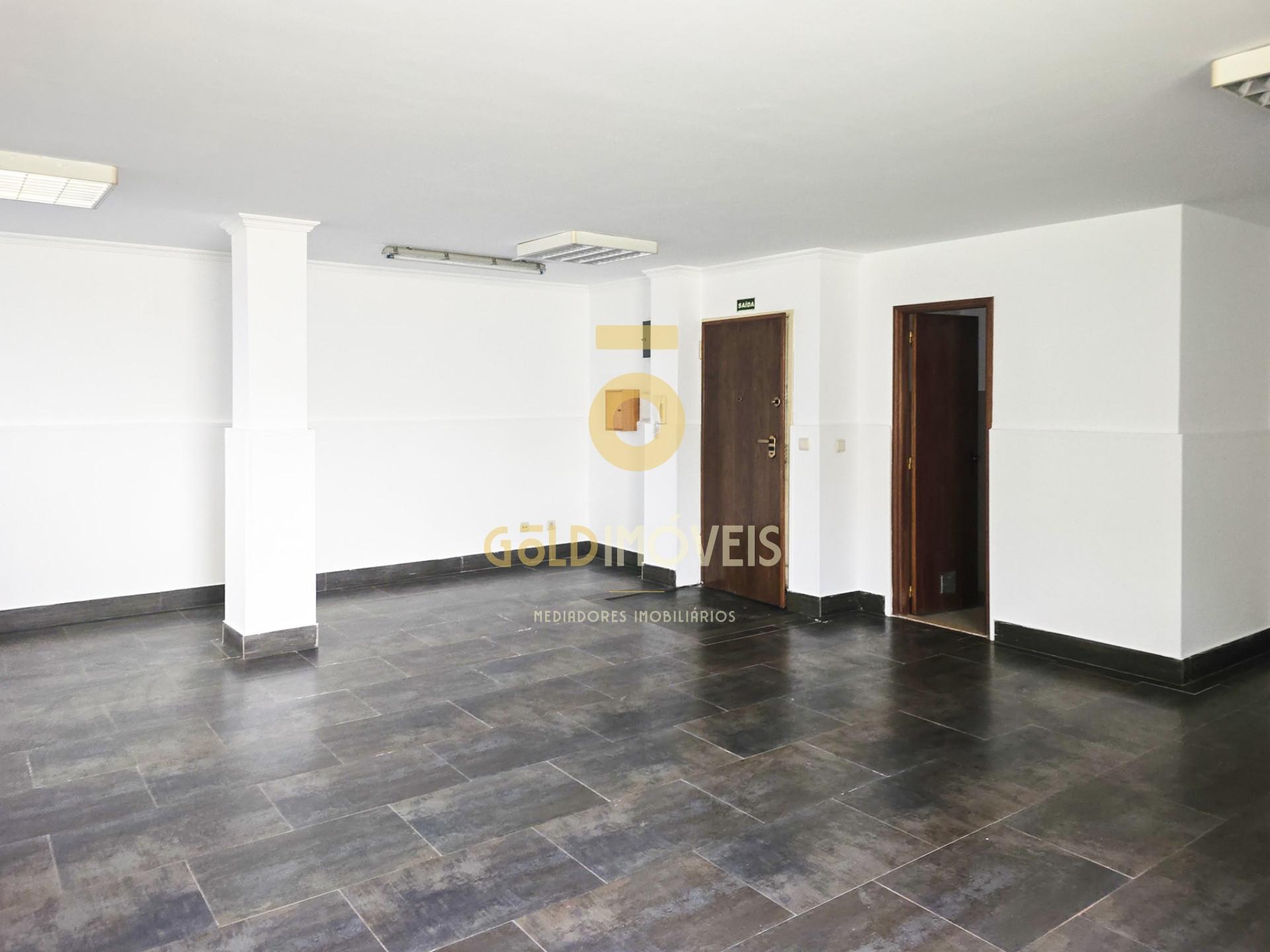 Loja  Venda em Aldoar, Foz do Douro e Nevogilde,Porto