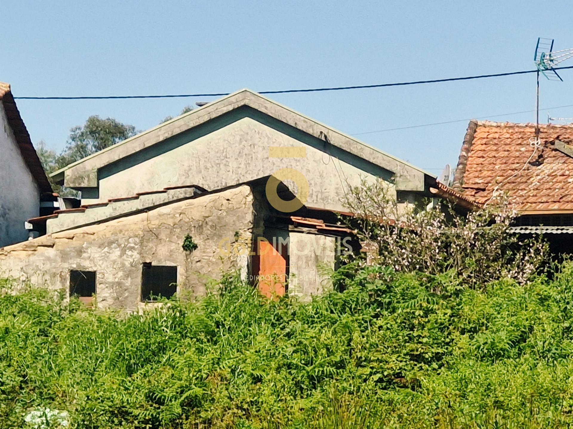 Moradia para Restaurar T2 Venda em Oliveira de Azeméis, Santiago de Riba-Ul, Ul, Macinhata da Seixa e Madail,Oliveira de Azeméis