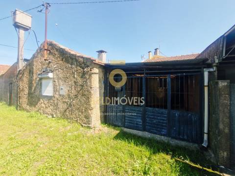 Moradia para Restaurar T2 Venda em Oliveira de Azeméis, Santiago de Riba-Ul, Ul, Macinhata da Seixa e Madail,Oliveira de Azeméis