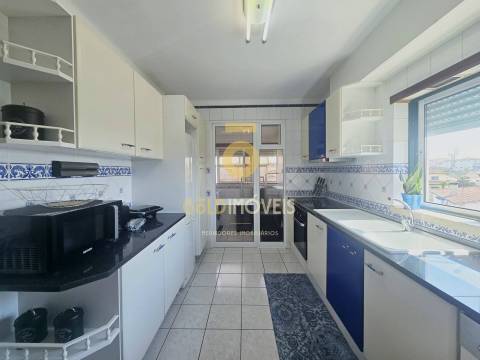 Apartamento T2 Venda em Marinha Grande,Marinha Grande